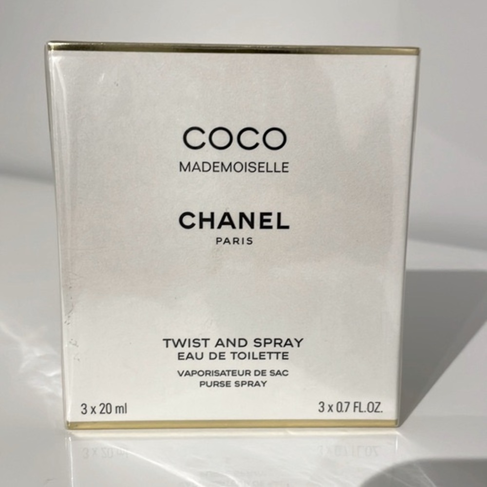 BNIP Vintage Coco Chanel Mademoiselle Twist & Spray Eau De Toilette Purse Spray
